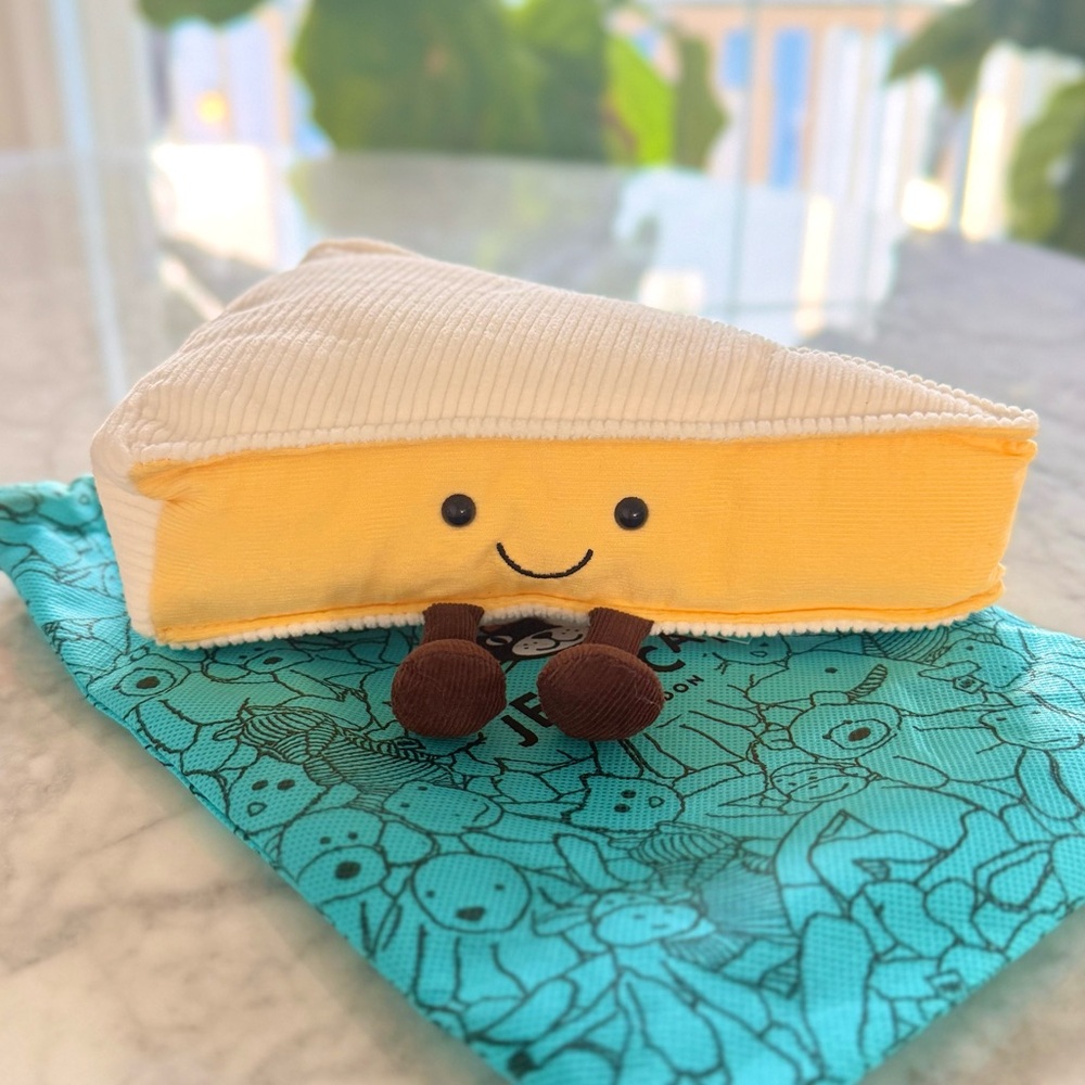 Jellycat Amuseables Brie Authentic NWT